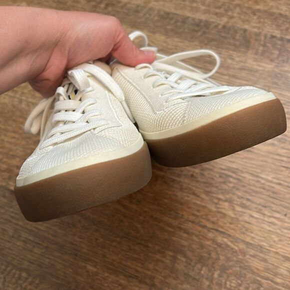 Rothy's Cream Athletic Shoes - Picture 5 of 9